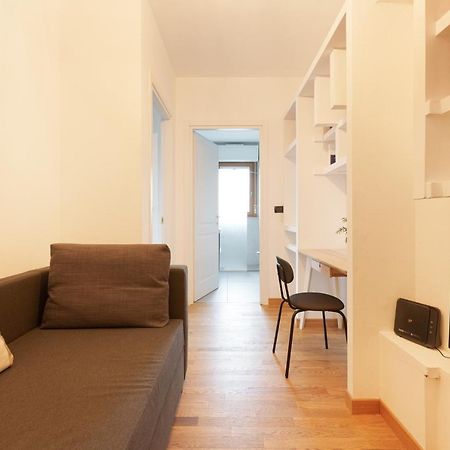 Milan Comfy Apartment X3 - With Balcony מראה חיצוני תמונה