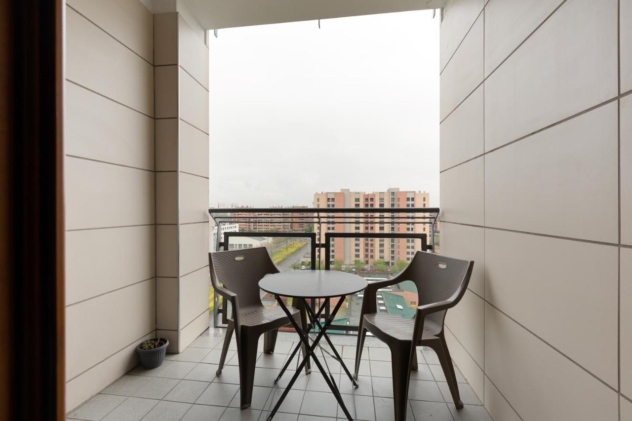 Milan Comfy Apartment X3 - With Balcony מראה חיצוני תמונה