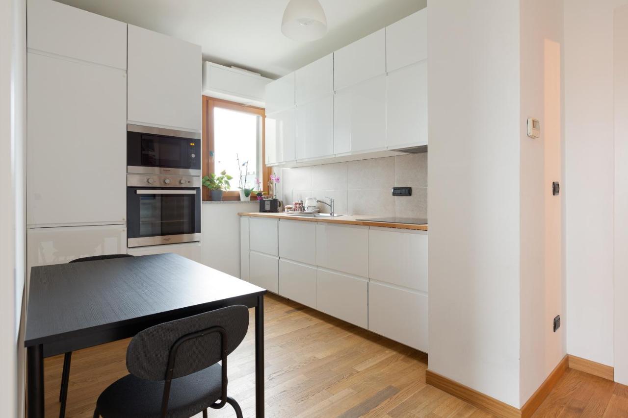 Milan Comfy Apartment X3 - With Balcony מראה חיצוני תמונה