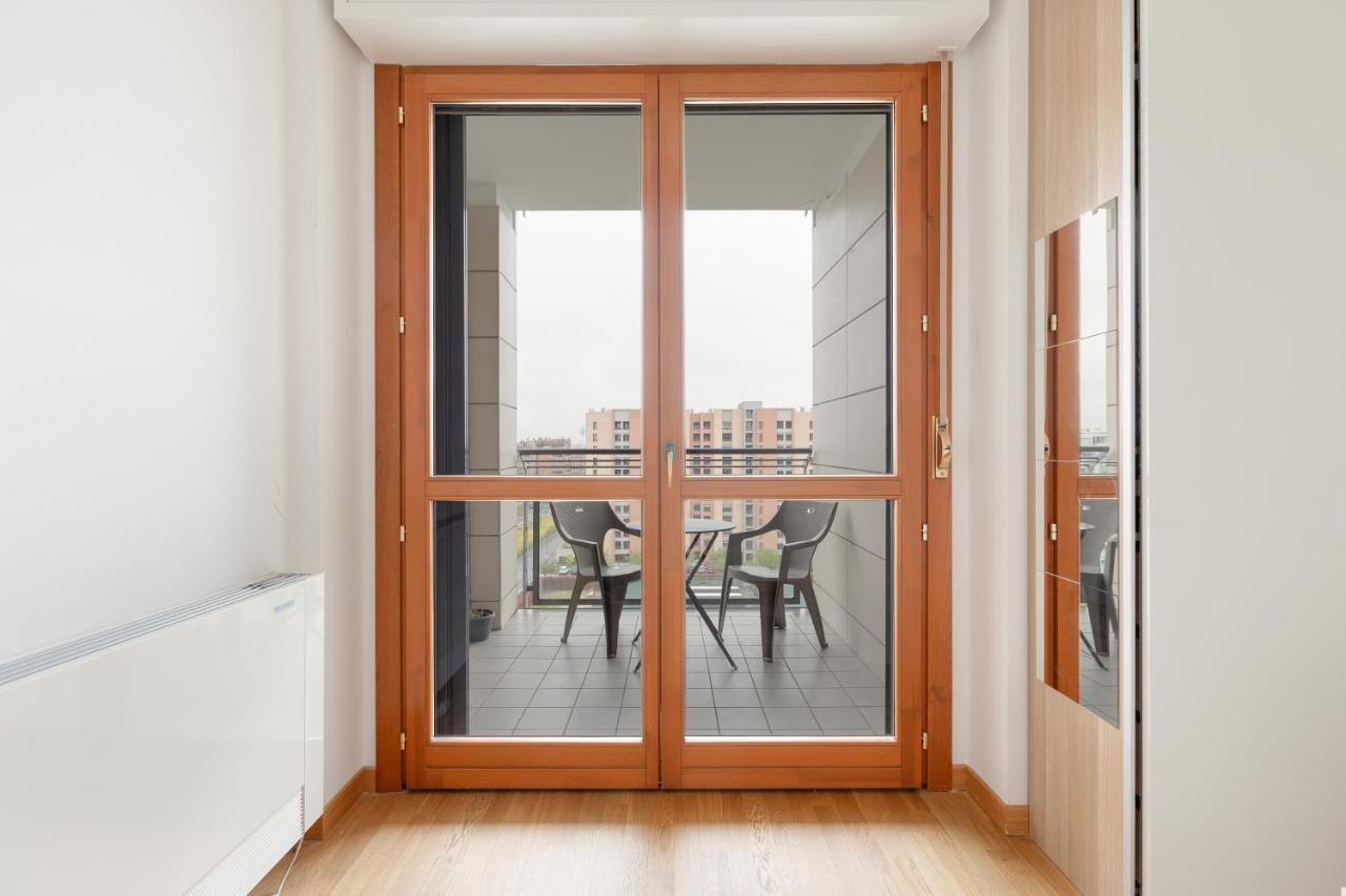 Milan Comfy Apartment X3 - With Balcony מראה חיצוני תמונה